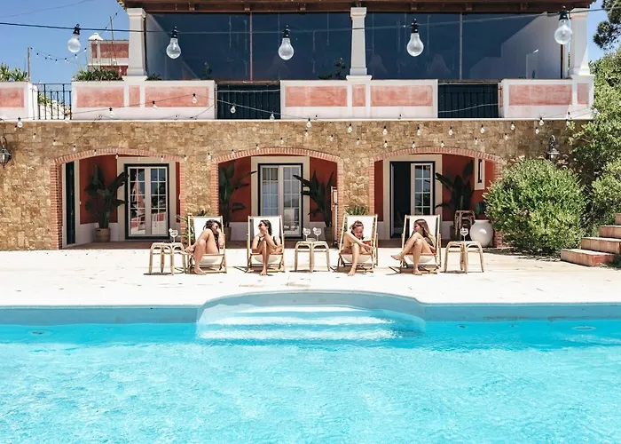 Dreamsea Surf Oda ve Kahvaltı Gouveia (Lisbon)